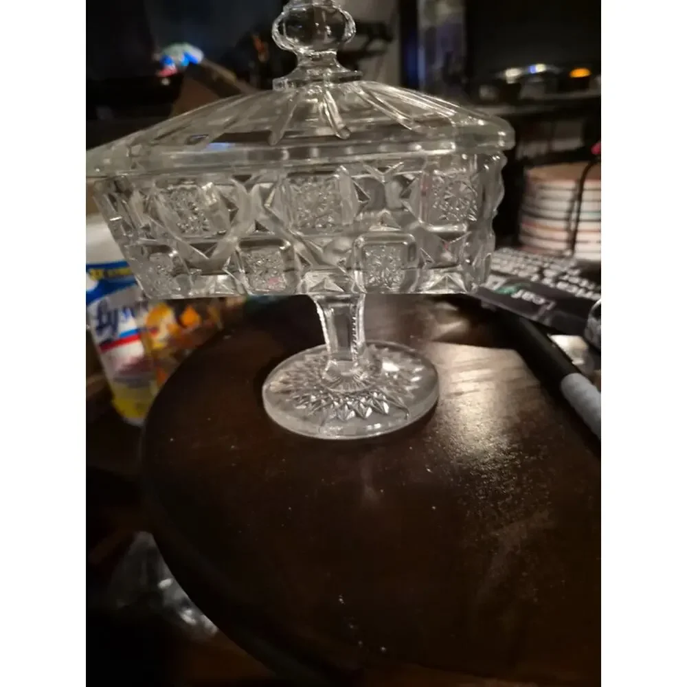 Eapg covered candy dish compote in bridle rosette pattern